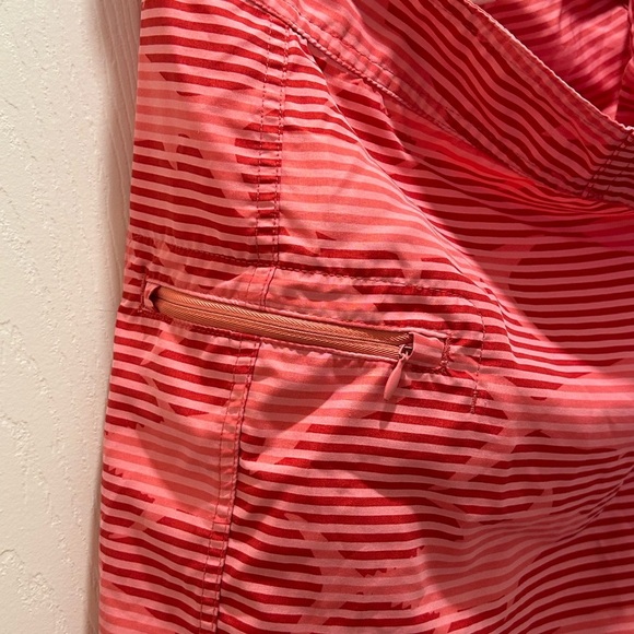 VINEYARD VINES MENS RED PINK STRIPE SHARK PRINT JETTY BOARD SHORTS SIZE 33 - Picture 4 of 8